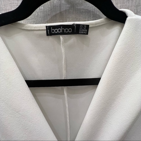 BOOHOO White Frill Hem Blazer Dress - Picture 6 of 8